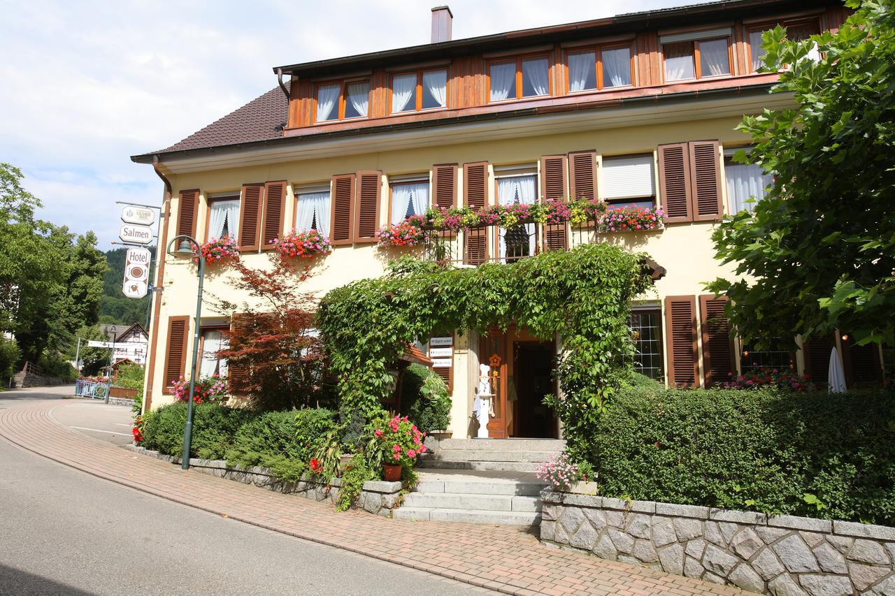 Landhotel Salmen Oberkirch  Ngoại thất bức ảnh