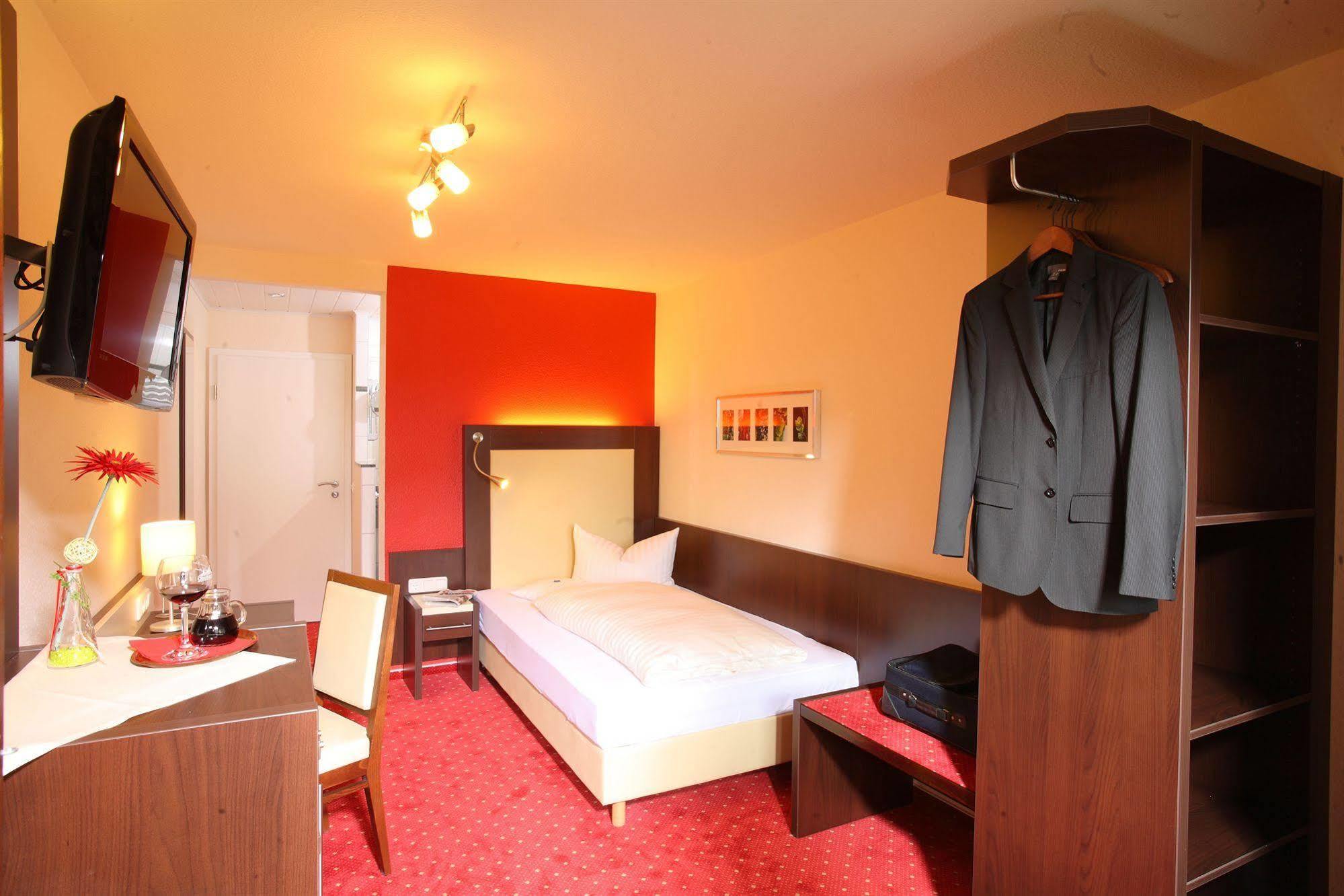Landhotel Salmen Oberkirch  Ngoại thất bức ảnh